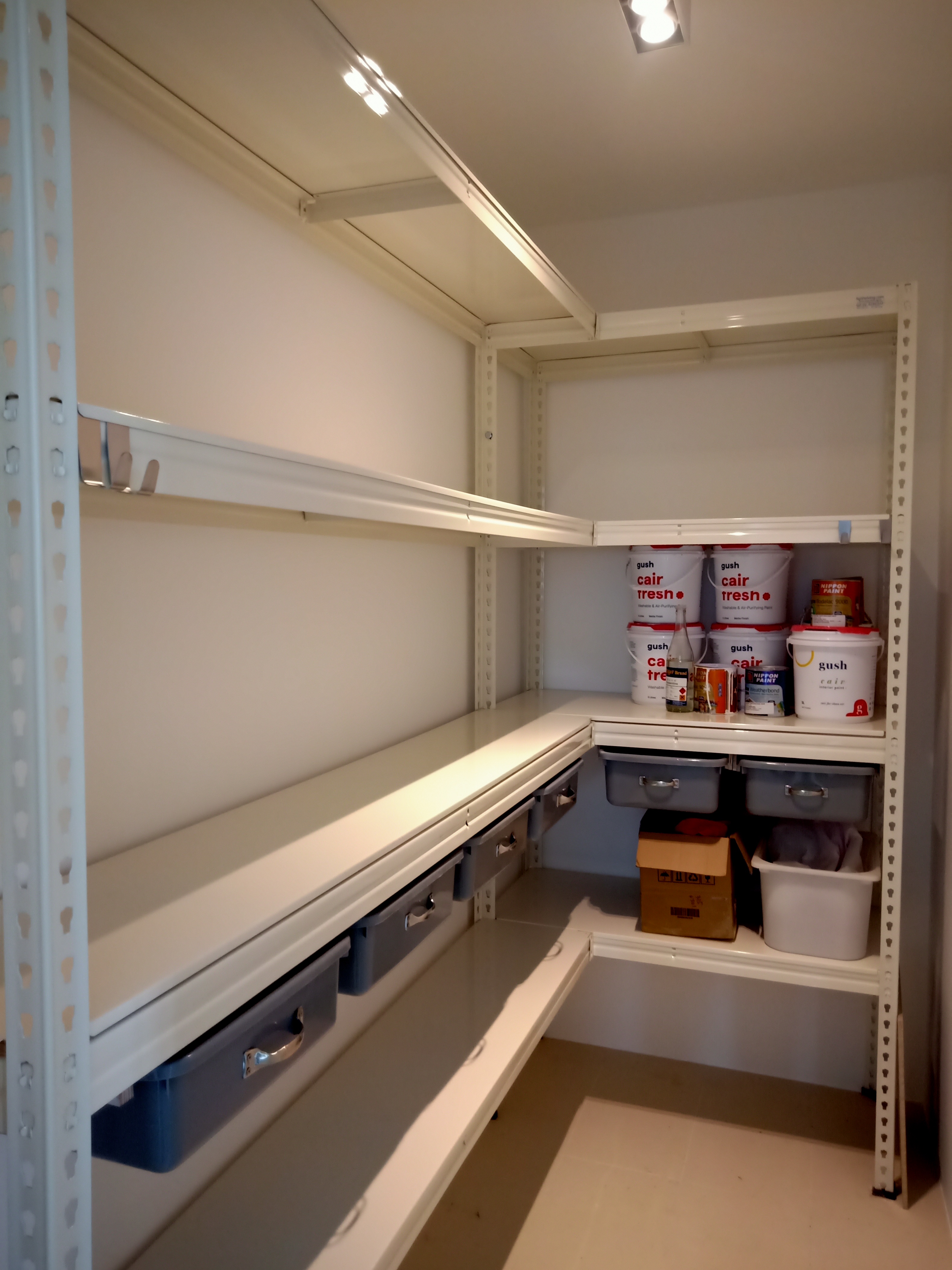 Lshape metal racks