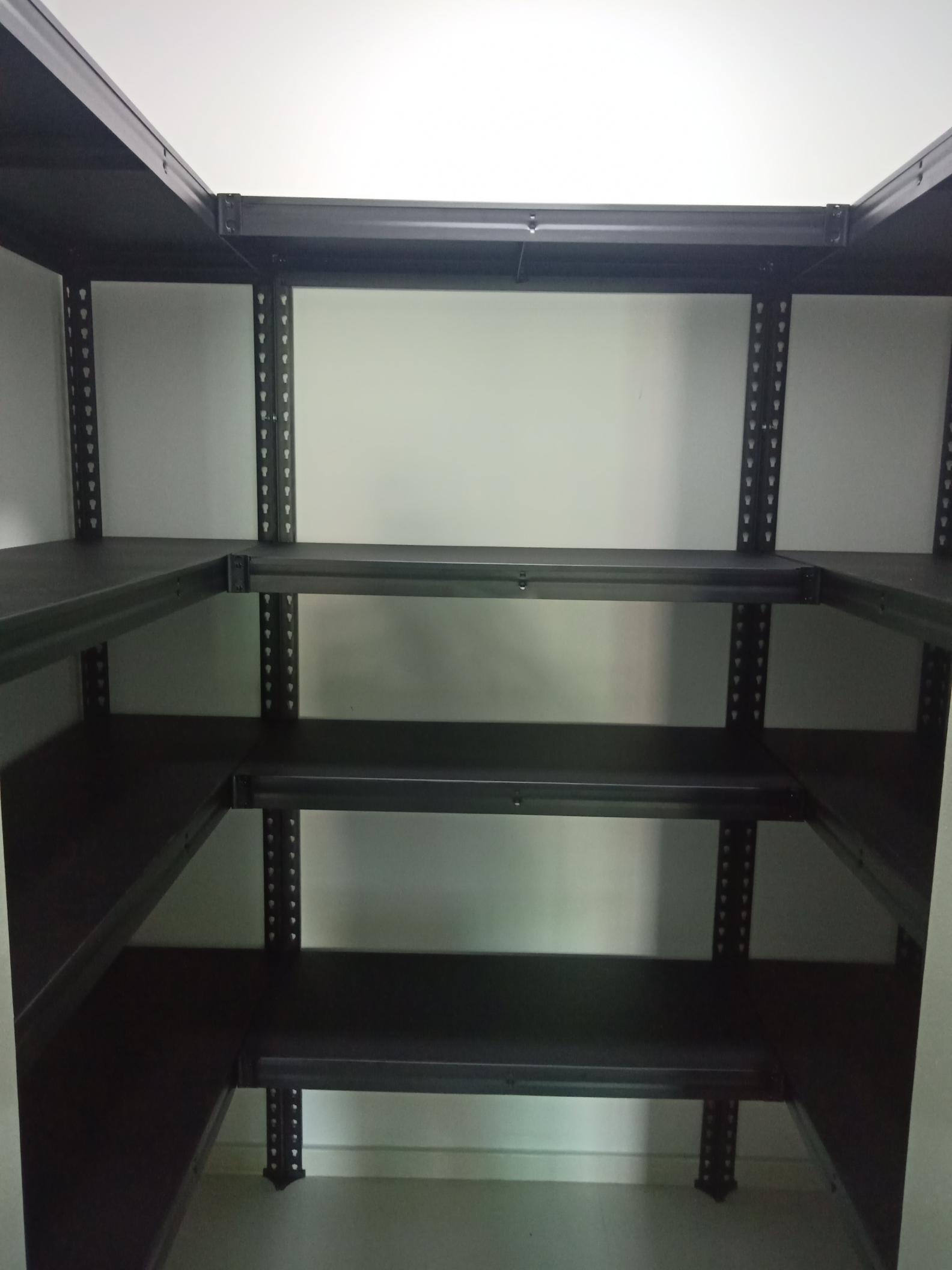 black ushape shelving